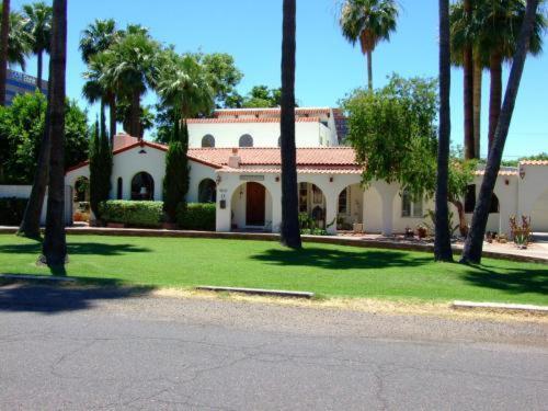 Maricopa Manor B&B Inn Phoenix Exterior photo